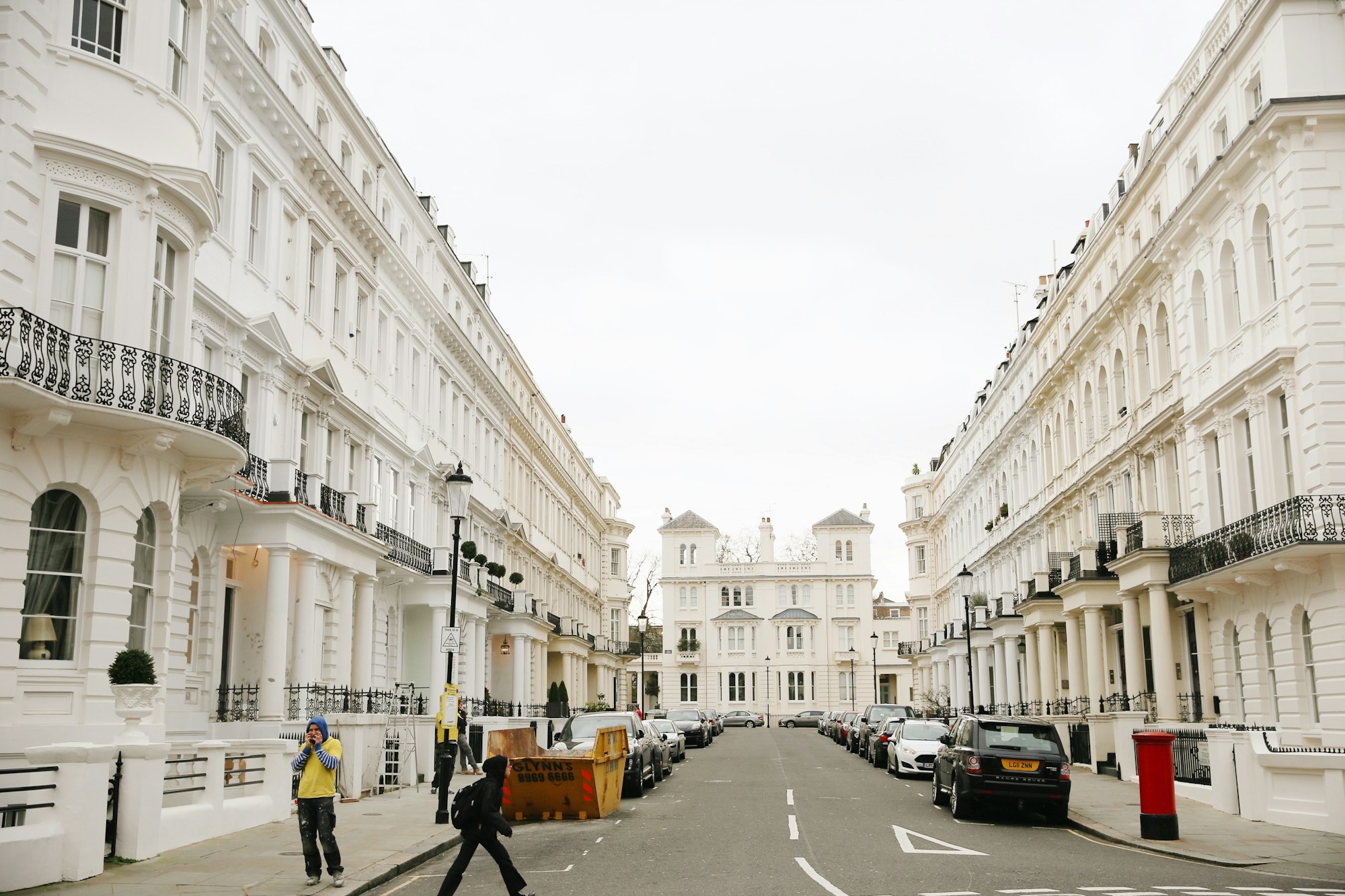White stucco terraces on a quiet Prime Central London street
